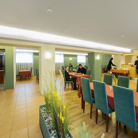 Arabella Hotel Kuressaare Buitenkant foto